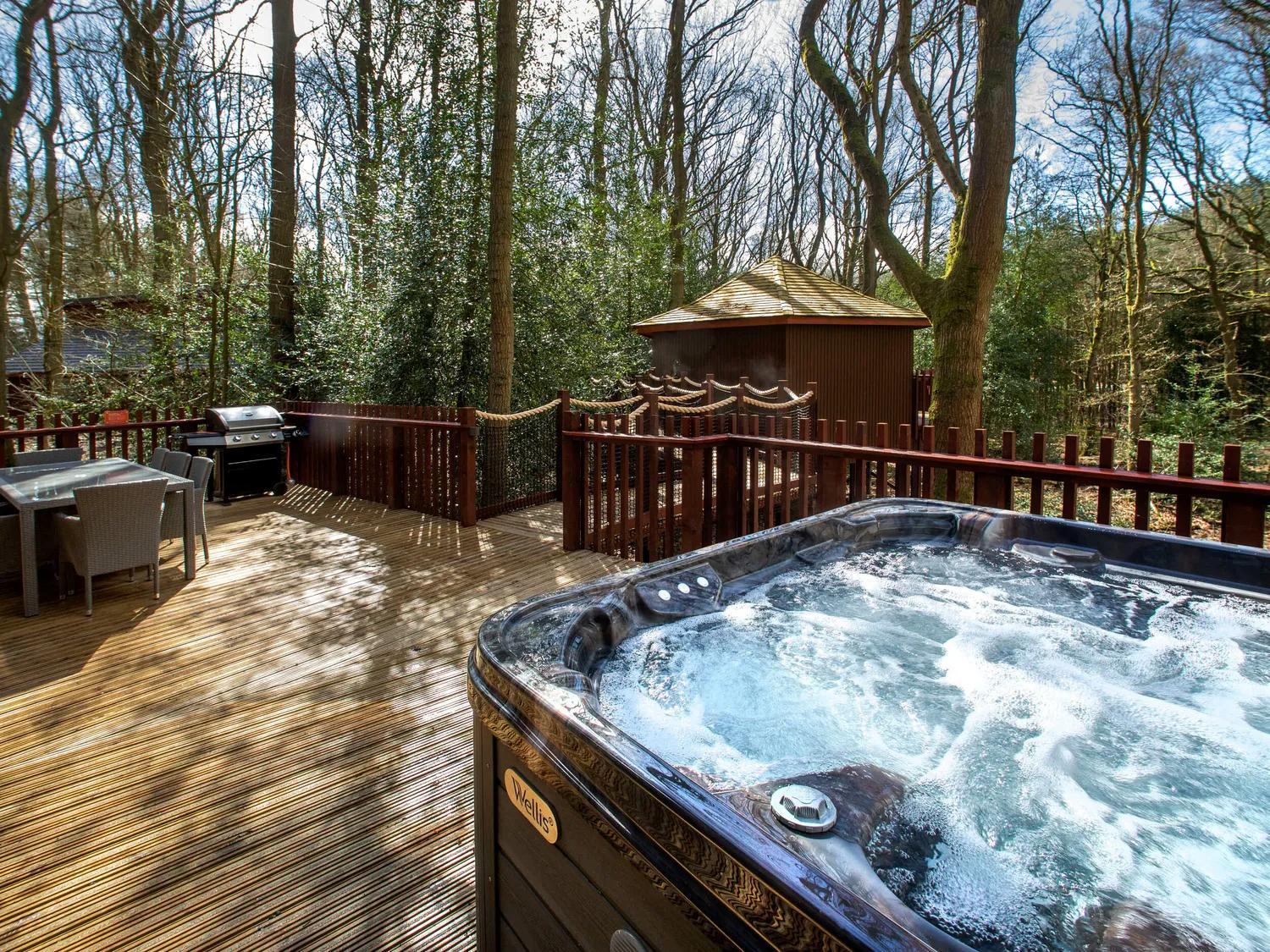 Delamere Forest Cabins - Forest Holidays Mouldsworth Ngoại thất bức ảnh